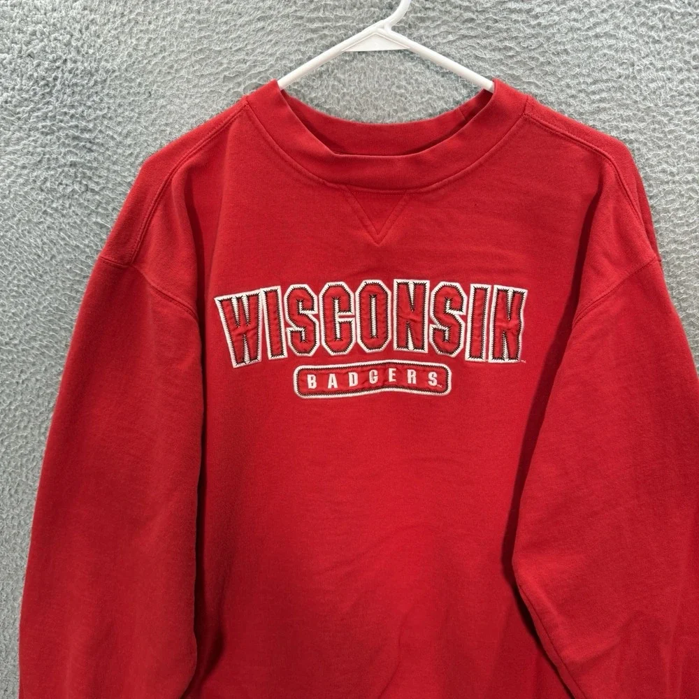 Vintage‎ Wisconsin Badgers Sweatshirt Adult Large Red Crewneck Embroidered Y2K